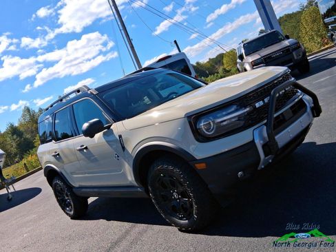 New 2025 Ford Bronco Sport Outer Banks w/ Sasquatch Outer Banks Package image 24