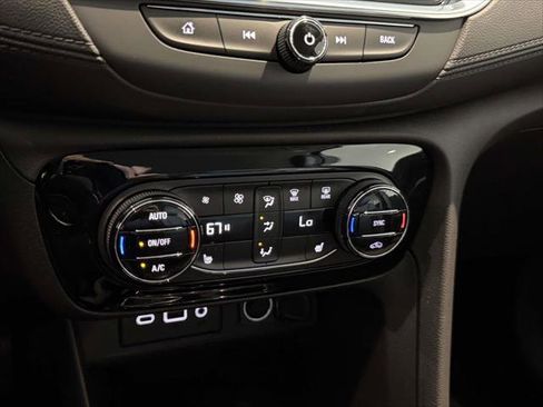 Used 2023 Buick Encore GX Select w/ Sport Touring Package AWD/4WD image 30