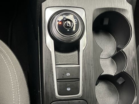 Used 2021 Ford Escape SE image 20