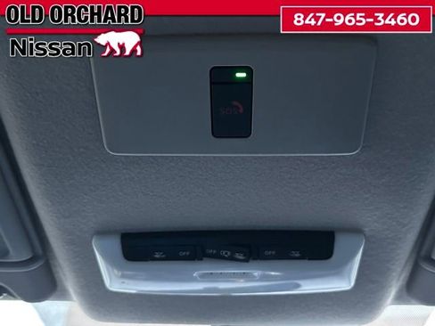 Used 2023 Nissan Versa SR w/ Trunk Package image 17