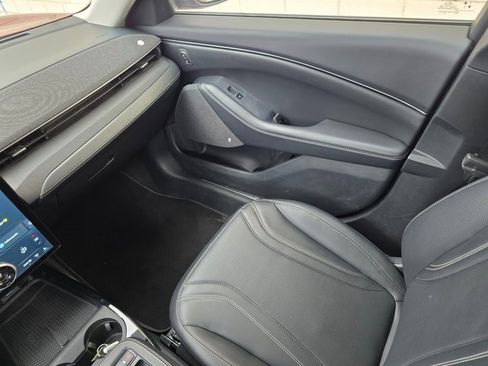 Used 2023 Ford Mustang Mach-E Premium image 25
