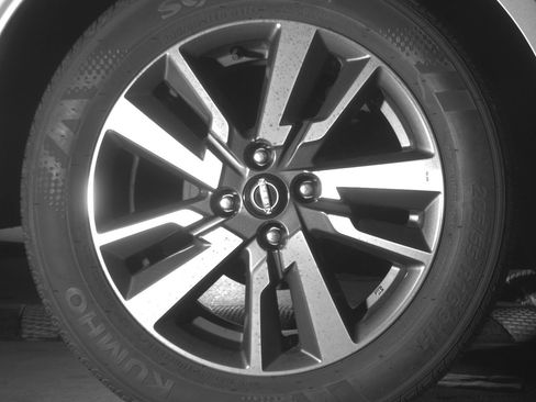 Used 2025 Nissan Versa SV image 15