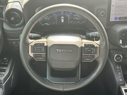 Certified 2024 Toyota Land Cruiser image 24