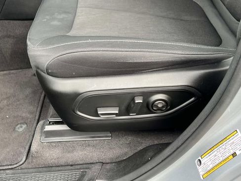 Used 2022 Jeep Grand Cherokee L Laredo w/ Luxury Tech Group I image 21