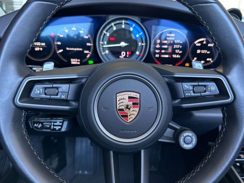 Used 2024 Porsche 911 Carrera 4S image 29