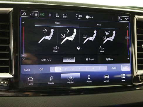 Used 2023 Chrysler Pacifica Touring-L FWD image 48