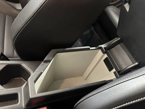 Used 2022 Volkswagen Jetta SE w/ Panoramic Sunroof Package image 39