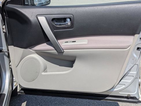 Used 2010 Nissan Rogue S w/ 360 Degree Value Pkg image 25