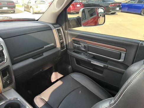 Used 2017 RAM 1500 Laramie AWD/4WD image 63