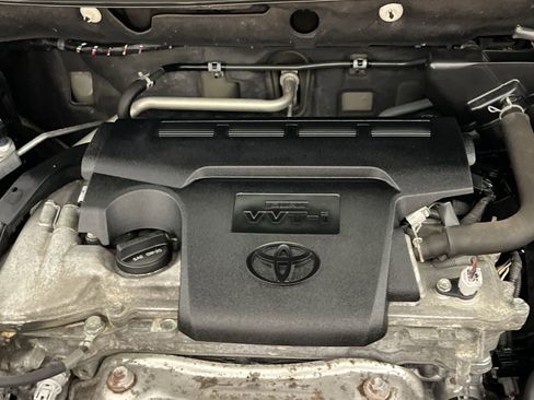 Used 2018 Toyota RAV4 XLE image 26