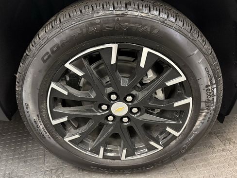 New 2026 Chevrolet Traverse LT w/ Sun and Wheel Package image 14