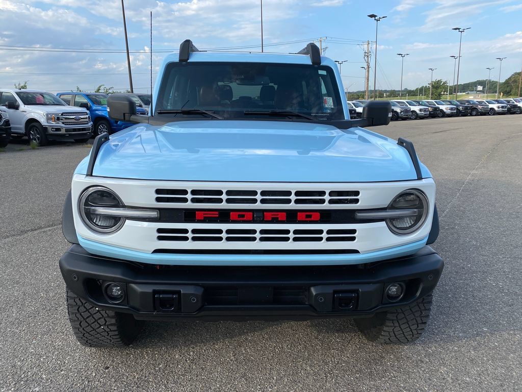 Used 2024 Ford Bronco Heritage Edition AWD/4WD image 9