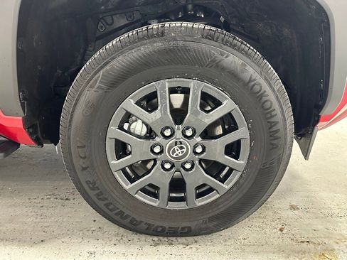 Used 2025 Toyota 4Runner SR5 image 61