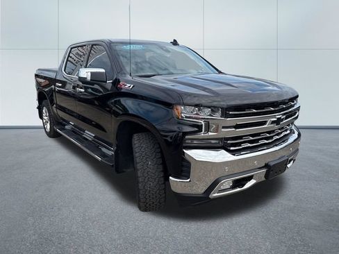Used 2022 Chevrolet Silverado 1500 LTZ w/ LTZ Premium Package AWD/4WD image 5