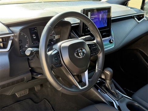 Used 2025 Toyota Corolla SE image 18