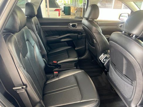 Certified 2022 Kia Sorento SX AWD/4WD image 15