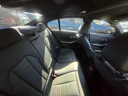 Used 2021 BMW 330i Sedan w/ M Sport Package image 6