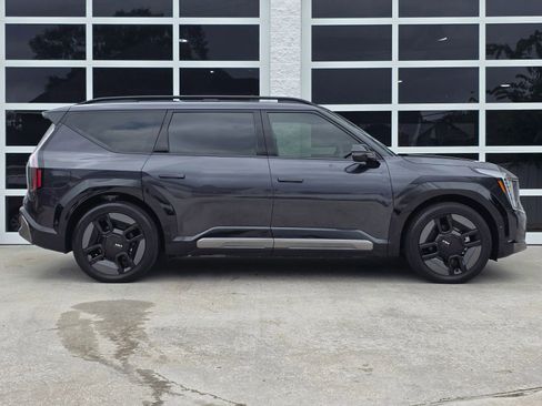 Used 2026 Kia EV9 GT-Line AWD/4WD image 3