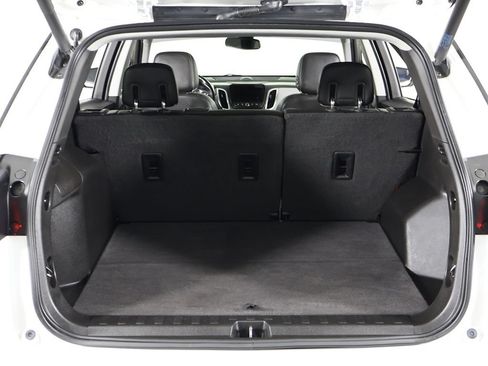 Used 2020 Chevrolet Equinox Premier FWD image 24