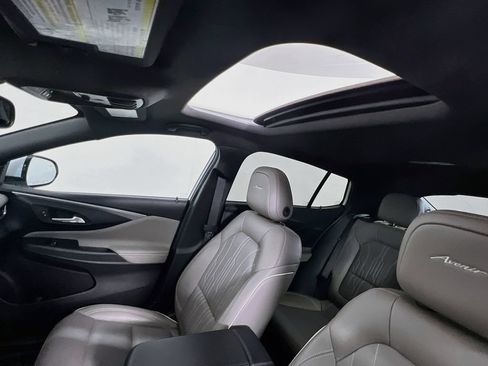 Certified 2024 Buick Envista Avenir FWD image 19