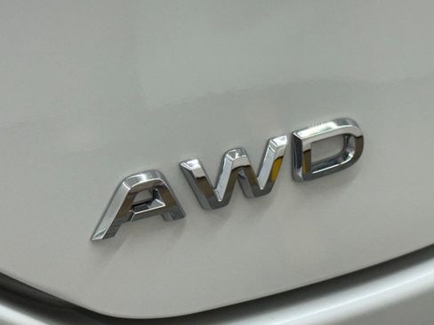 Used 2025 Honda Pilot Elite image 28