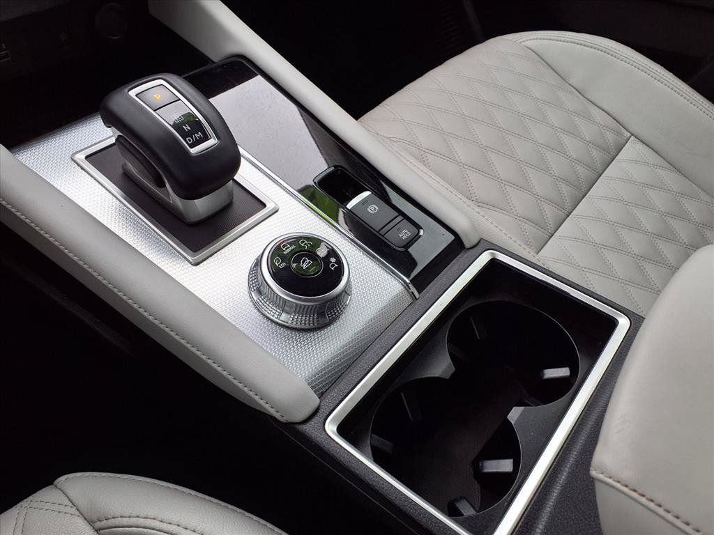 Used 2024 Mitsubishi Outlander SEL FWD image 22