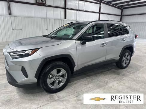 Used 2025 Toyota RAV4 LE AWD/4WD image 1