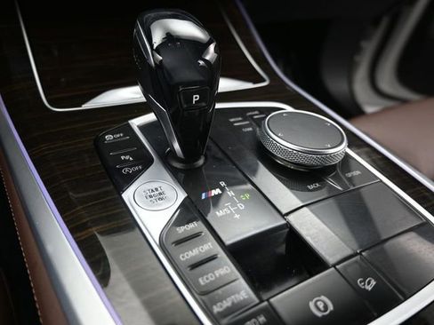 Used 2020 BMW X5 M50i w/ Premium Package image 13