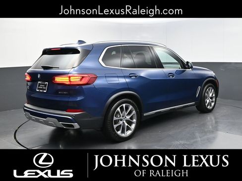 Used 2019 BMW X5 xDrive40i w/ Convenience Package AWD/4WD image 2