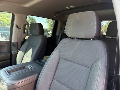 Used 2021 GMC Sierra 1500 Elevation w/ Preferred Package AWD/4WD image 12