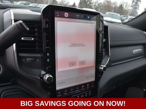 New 2026 RAM 3500 Laramie AWD/4WD image 32