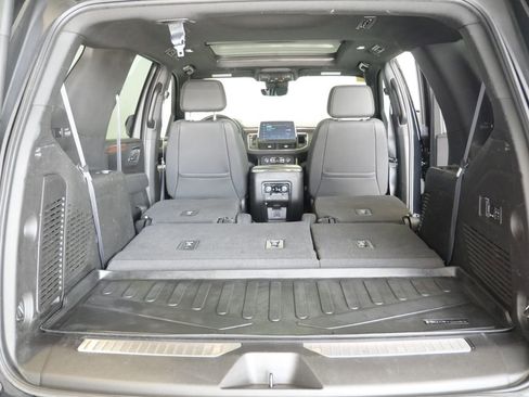 Used 2023 Chevrolet Tahoe High Country AWD/4WD image 27