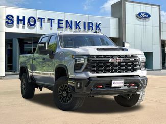 Used 2024 Chevrolet Silverado 2500 ZR2 w/ Technology Package AWD/4WD video 1