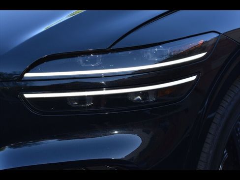 Used 2022 Genesis GV70 3.5T Sport w/ Sport Prestige Package image 51