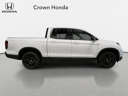 New 2026 Honda Ridgeline Black Edition image 7