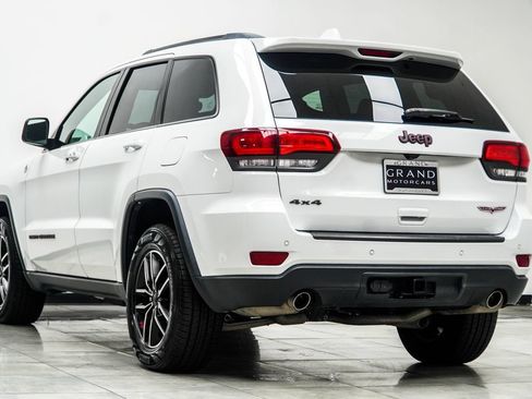 Used 2021 Jeep Grand Cherokee Trailhawk AWD/4WD image 10