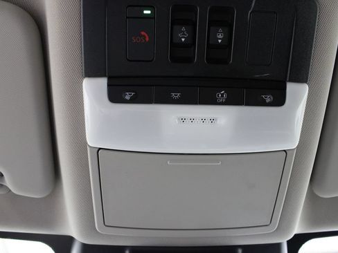 Used 2021 Nissan Rogue Platinum FWD image 30