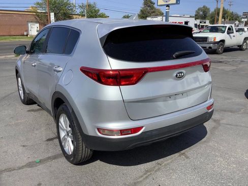 Used 2019 Kia Sportage LX image 11
