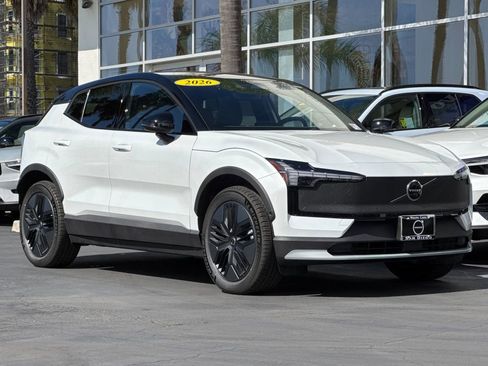 New 2026 Volvo EX30 Cross Country Ultra image 7