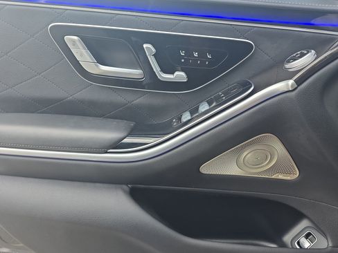 Used 2023 Mercedes-Benz S 580e 4MATIC Sedan image 26