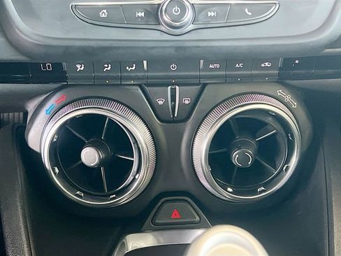 Used 2021 Chevrolet Camaro LT image 23