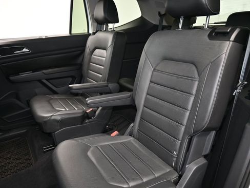 Used 2018 Volkswagen Atlas SEL Premium image 40