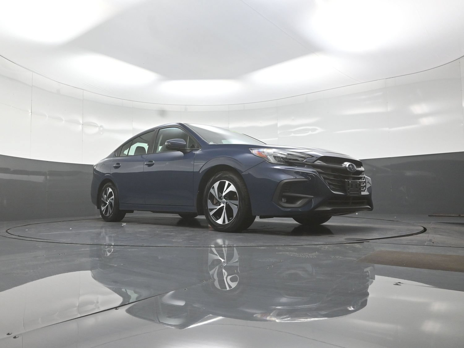 Certified 2025 Subaru Legacy Premium AWD/4WD image 9