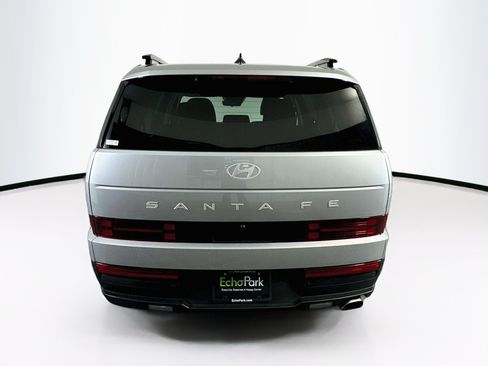 Used 2025 Hyundai Santa Fe SEL FWD image 7