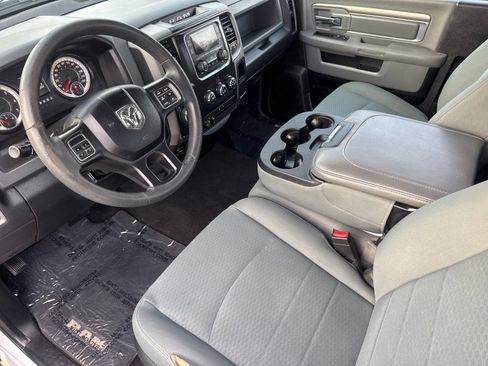 Used 2018 RAM 1500 Express image 10