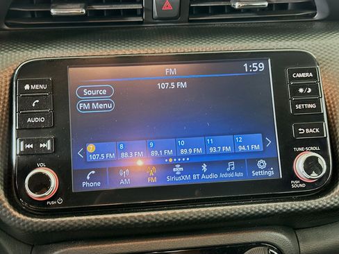 Used 2022 Nissan Kicks SV FWD image 19