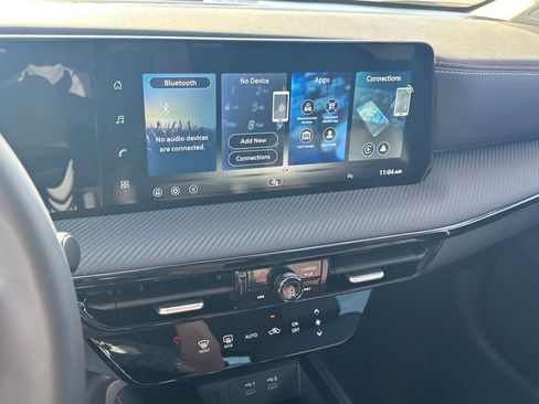 New 2026 Nissan Kicks SR image 18