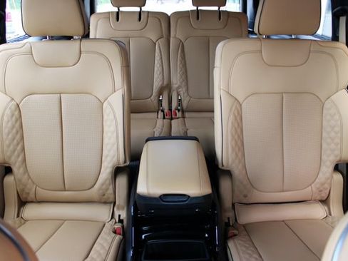 Used 2025 Jeep Grand Cherokee L Summit AWD/4WD image 46