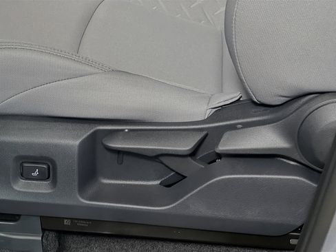 New 2025 Toyota Tacoma SR5 image 15