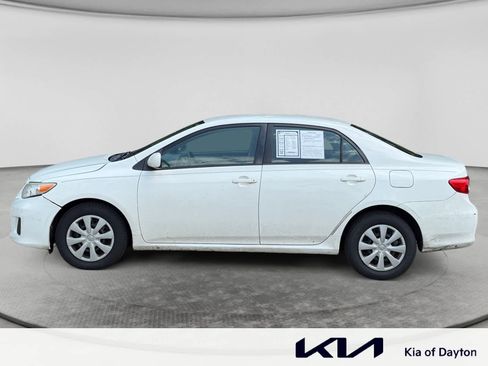 Used 2011 Toyota Corolla LE FWD image 8